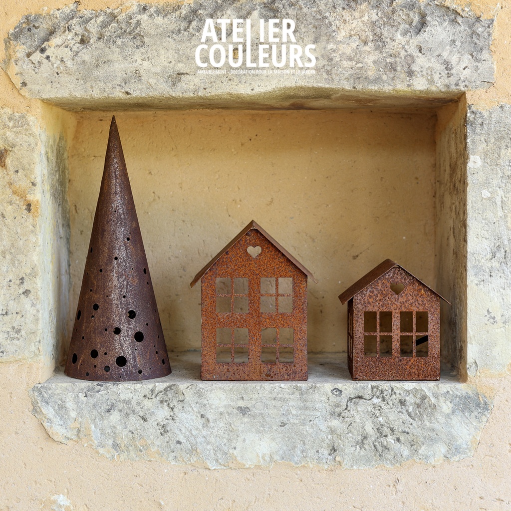 Maison métal rouille coeur H 22 x15 x15 cm
