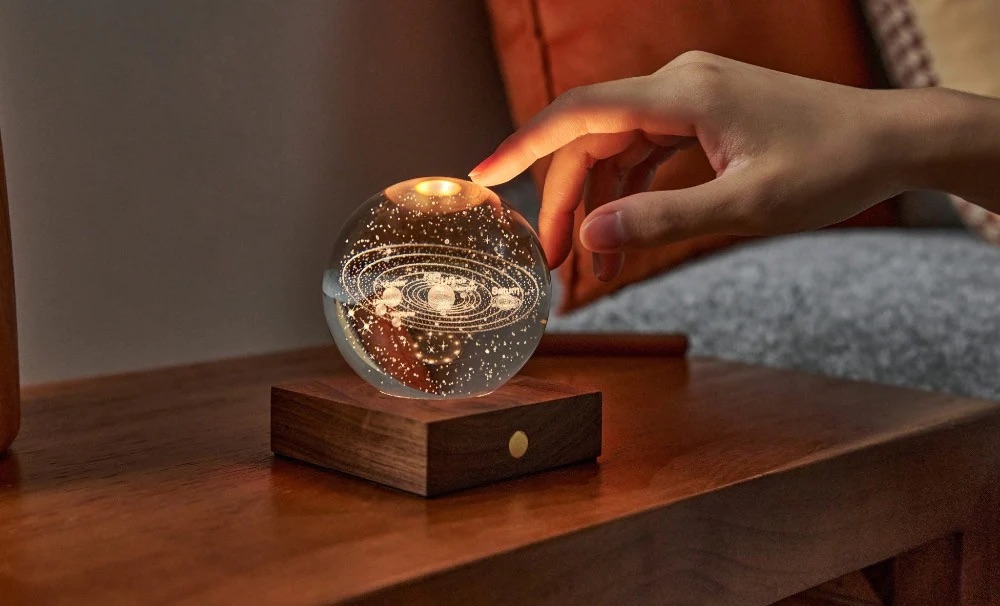Lumière en cristal ambré | Système solaire