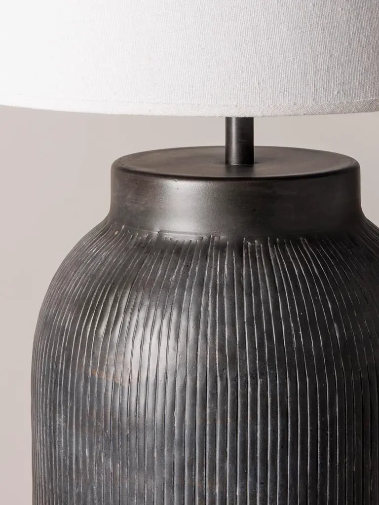Lampe à poser gris striée (3).webp