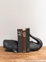 Serre-livres baleine noire 2.webp