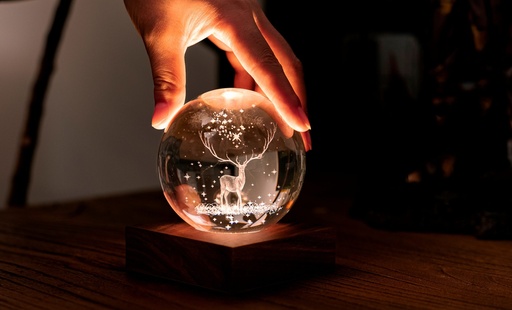 [GY000009] Lumière boule en cristal cerf